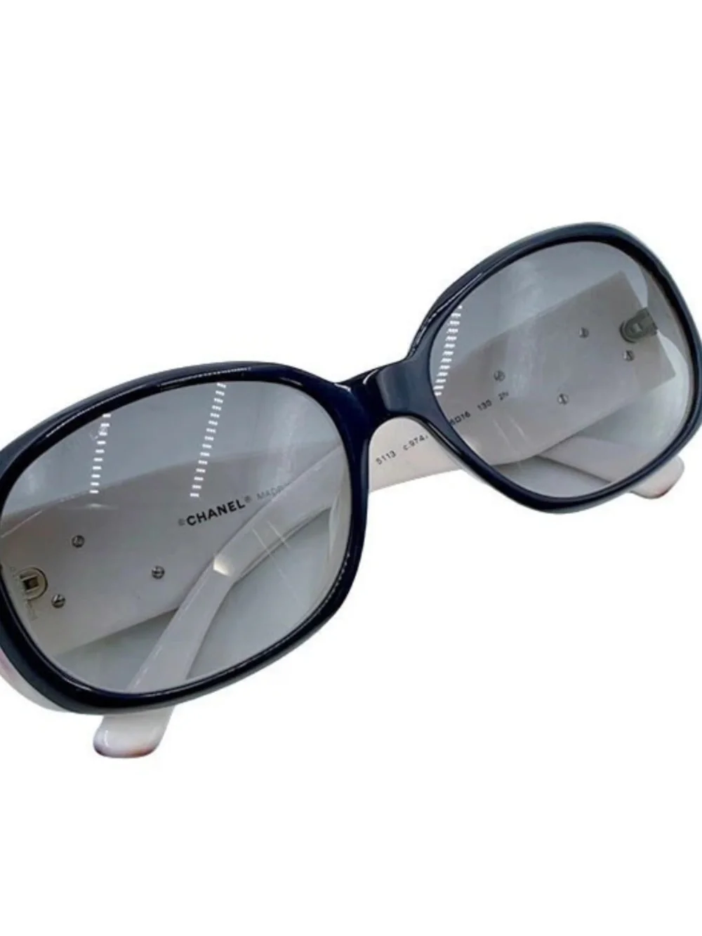 Rare NWT Chanel Blue/White 5113 c. 974/11 Sunglasses Camilla Flowers/CC Logo.